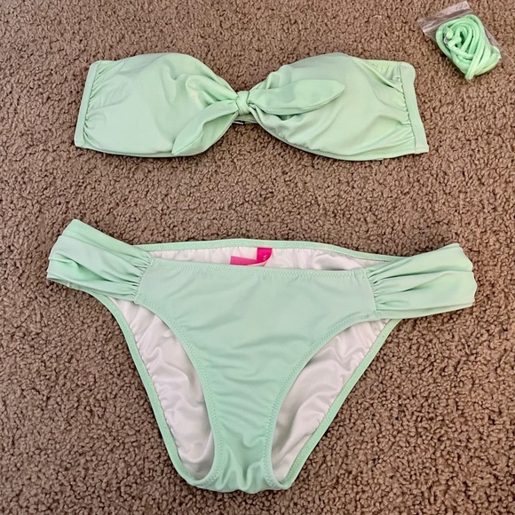 Victorias Secret Bandeau Bikini (includes straps) - Picture 1 of 5